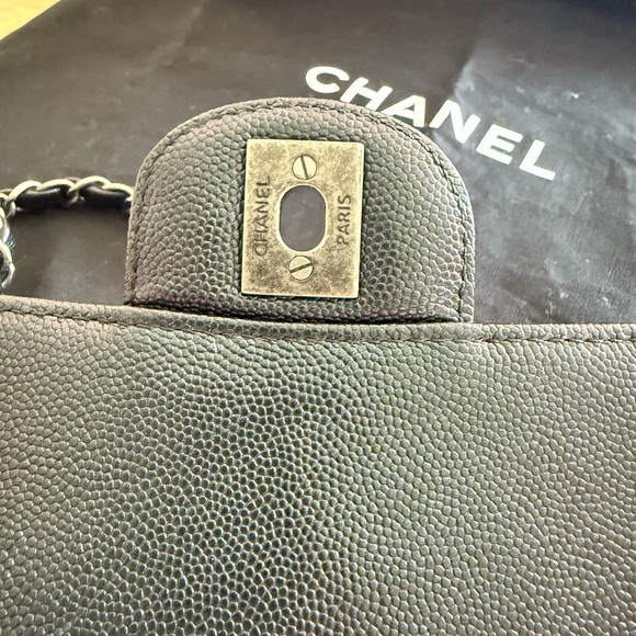 Chanel mini Rectangular in Caviar Chevron 17b iridescent - Picture 15 of 16